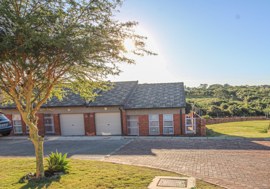 2 Bedroom Property for Sale in Beacon Bay North Eastern Cape